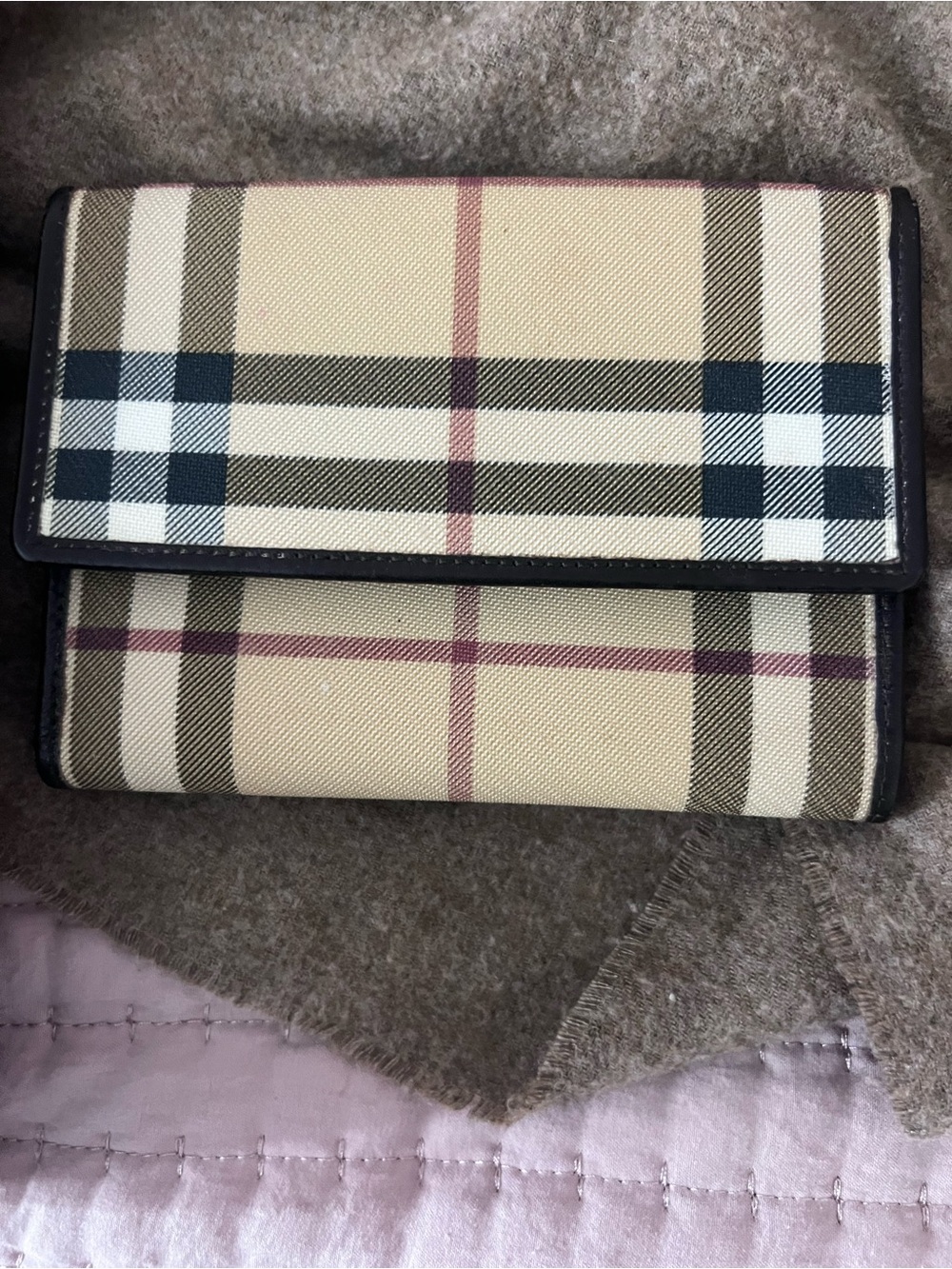 Burberry Canvas Nova Check Shoulder Bag and Wallet - Picture 12 of 15